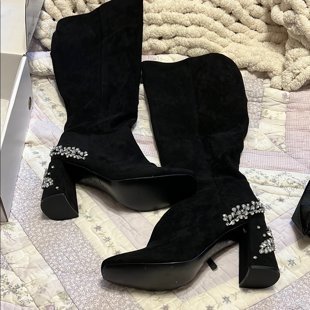 Elegant Black Suede Women's Boots with Crystal Embellishments